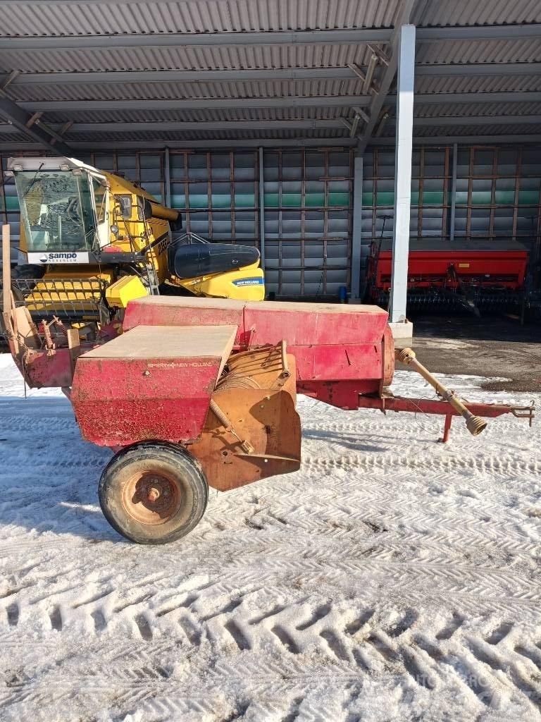 New Holland 265 Vierkante balenpers