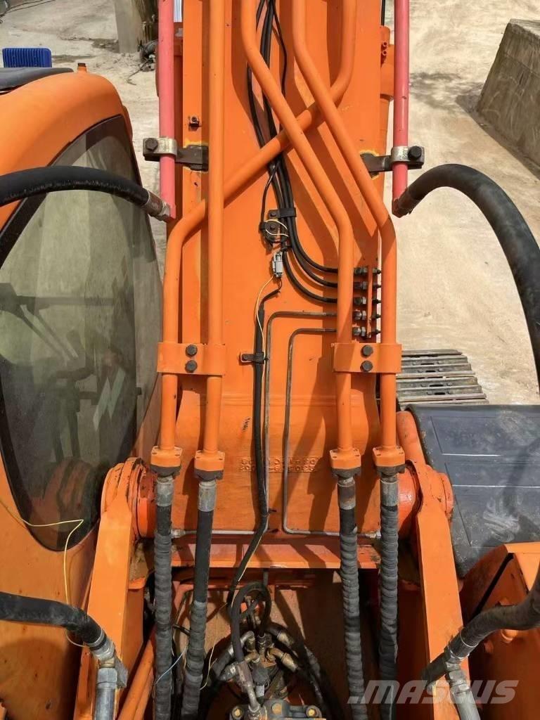 Doosan DX300LC Rupsgraafmachines