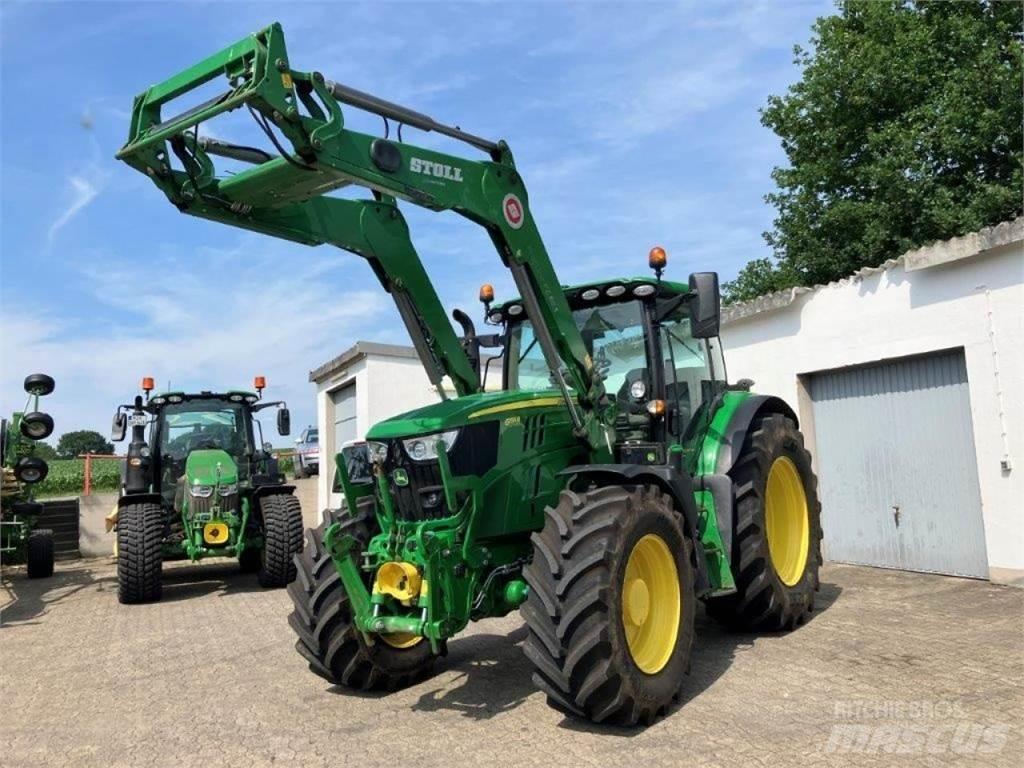 John Deere 6155R Tractoren