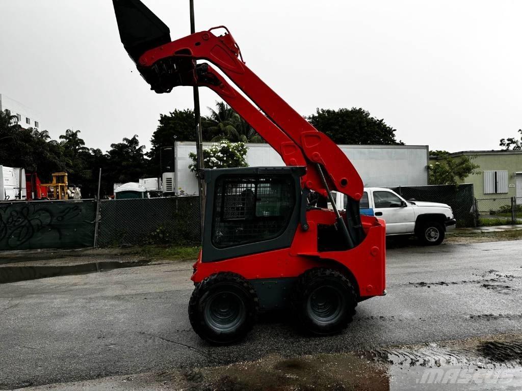 Kubota SSV 75 Schrankladers