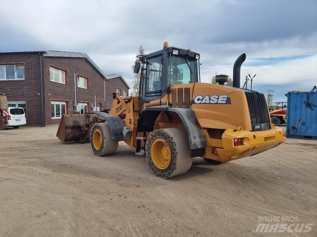 CASE 721 D Wielladers