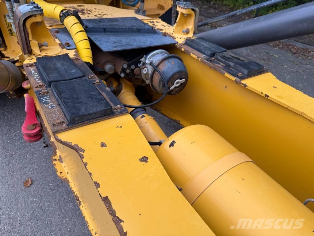 Volvo A25D Knik dumptrucks