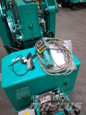 Maeda MC285-2 Mini hijskraan
