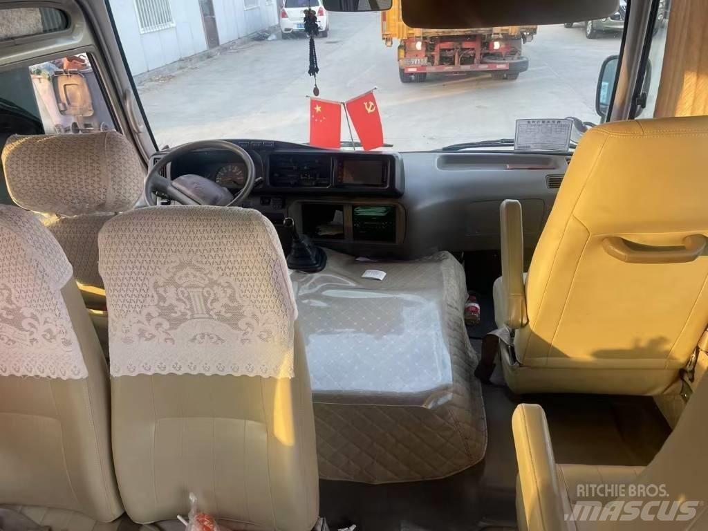 Toyota Coaster Intercitybussen