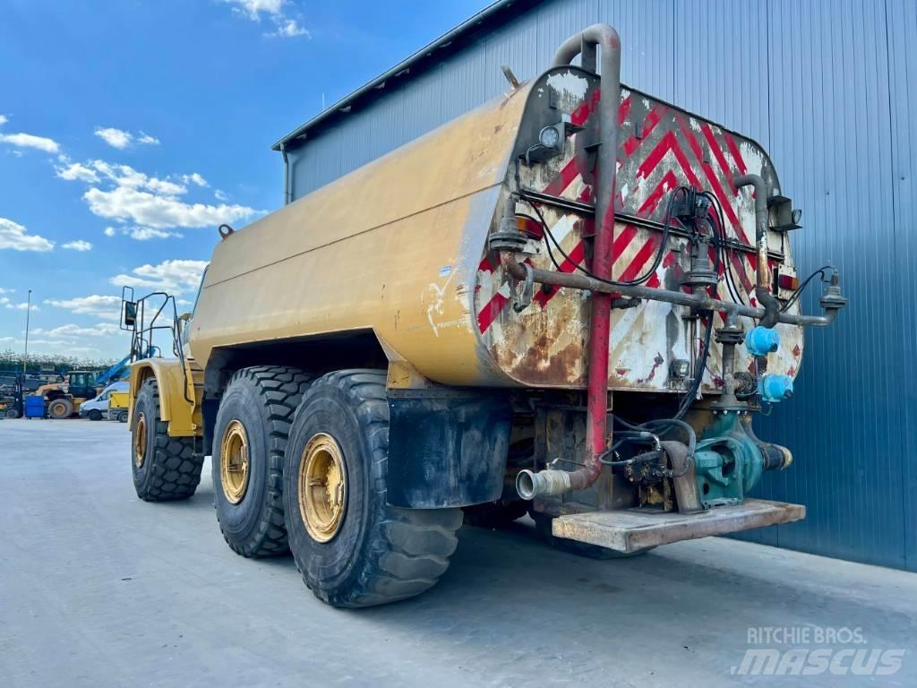 CAT 740 WATER TRUCK Water tankwagens