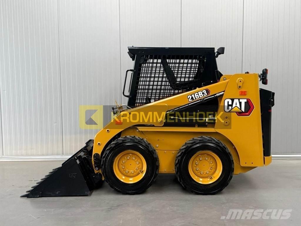 CAT 216 B3 Schrankladers