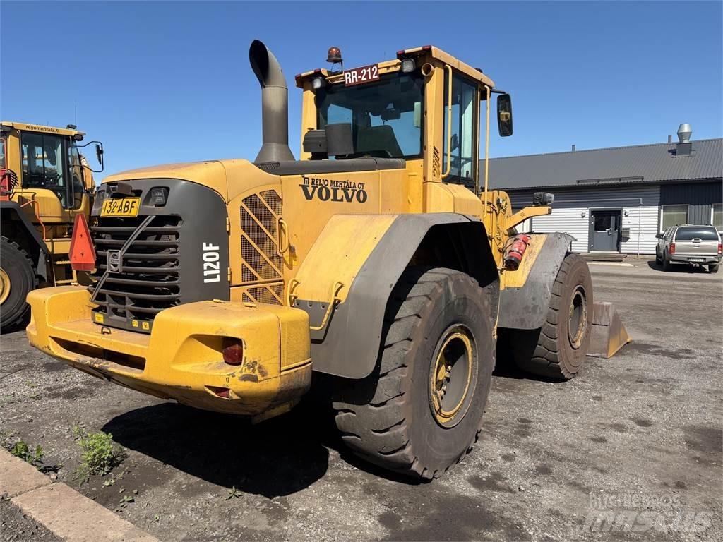 Volvo L120F Wielladers