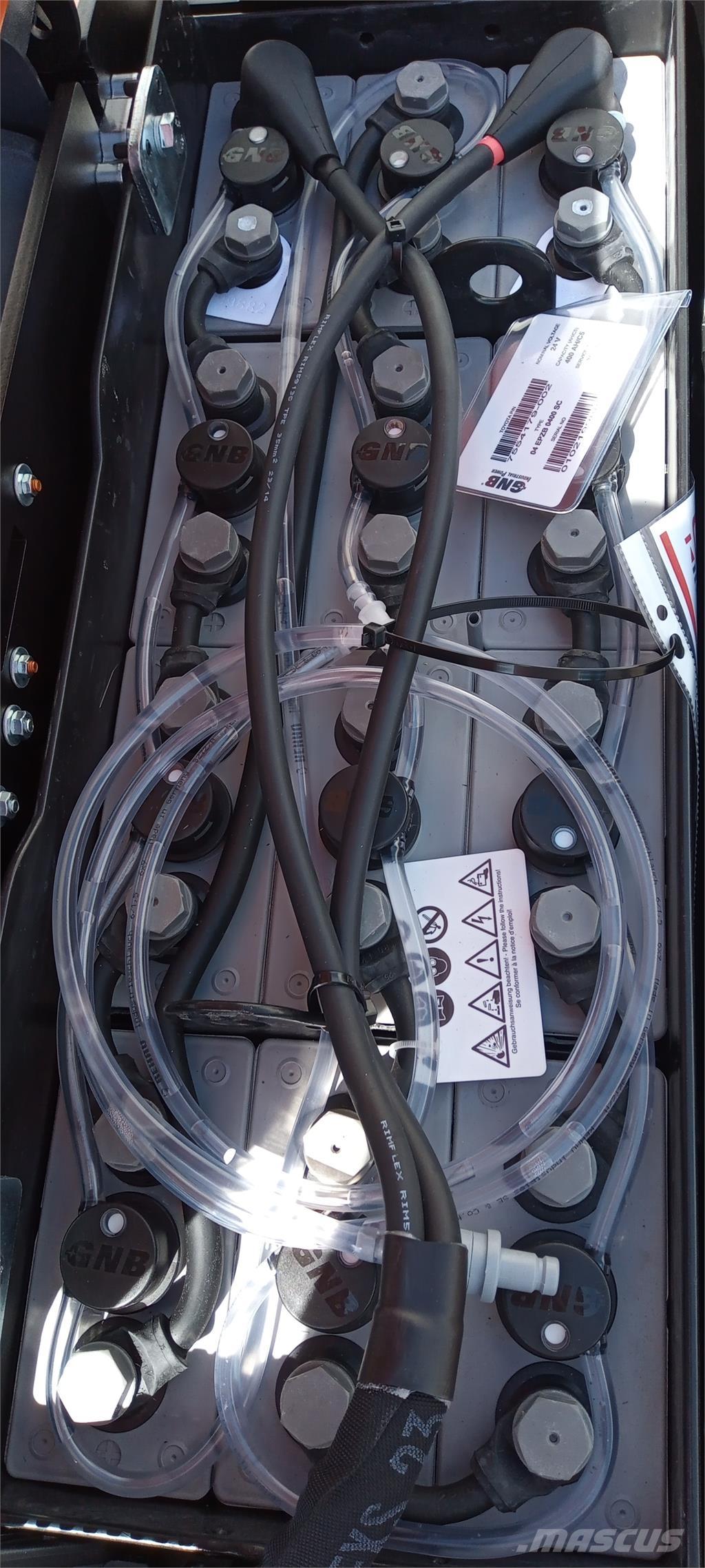 Toyota LPE 250 Stapelaar meeloop