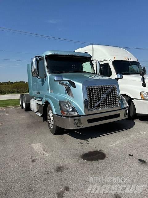 Volvo VNL 430 Trekkers