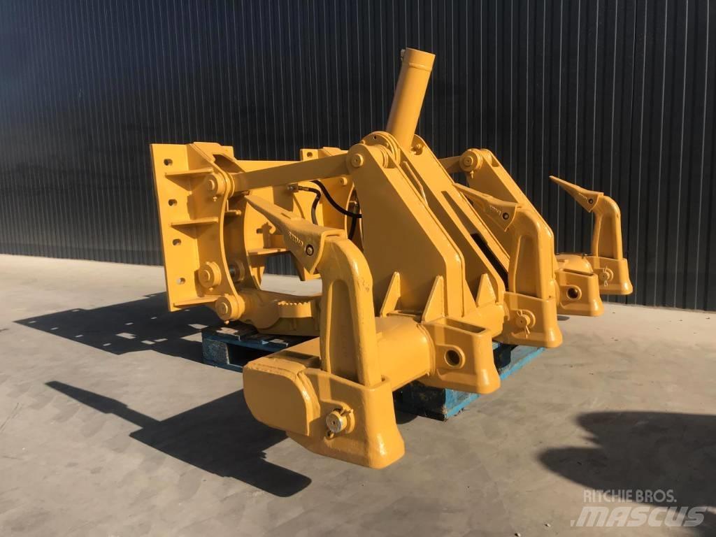 Volvo G946B Wegopbrekers