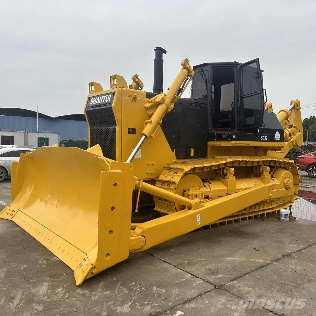 Shantui SD32 Rupsdozers