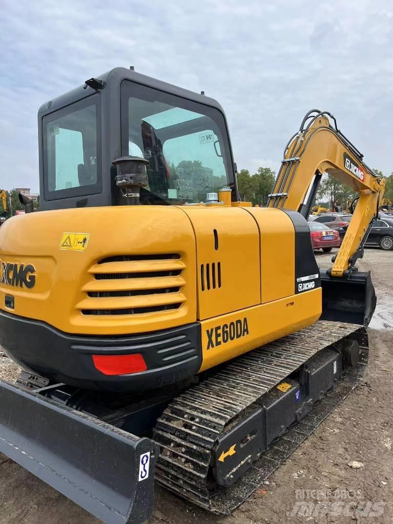 XCMG 60 DA Minigraafmachines < 7t