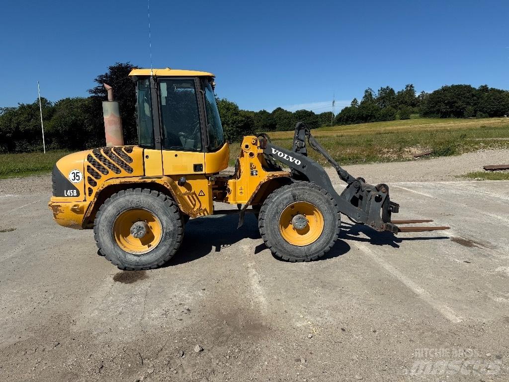 Volvo L 45 B Wielladers