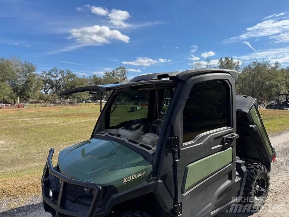 John Deere XUV835R Utiliteitsmachines