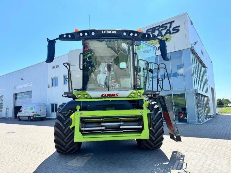 CLAAS LEXION 8600 Maaidorsmachines