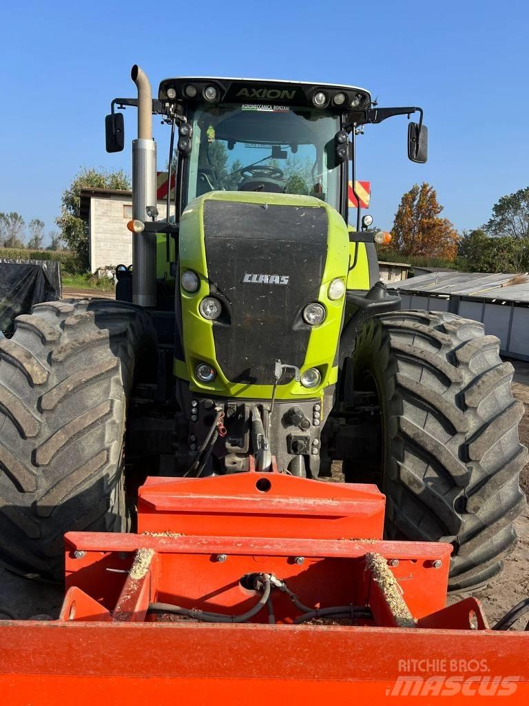 CLAAS Axion 930 Tractoren