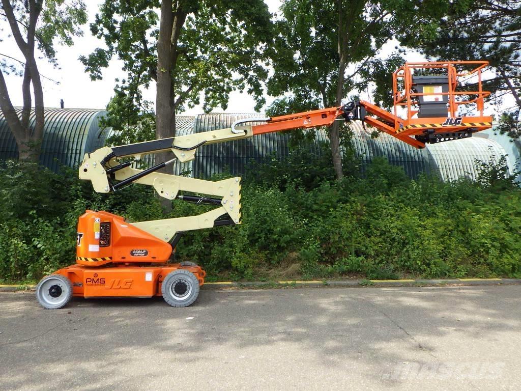 JLG E400AJPN Knikarmhoogwerkers