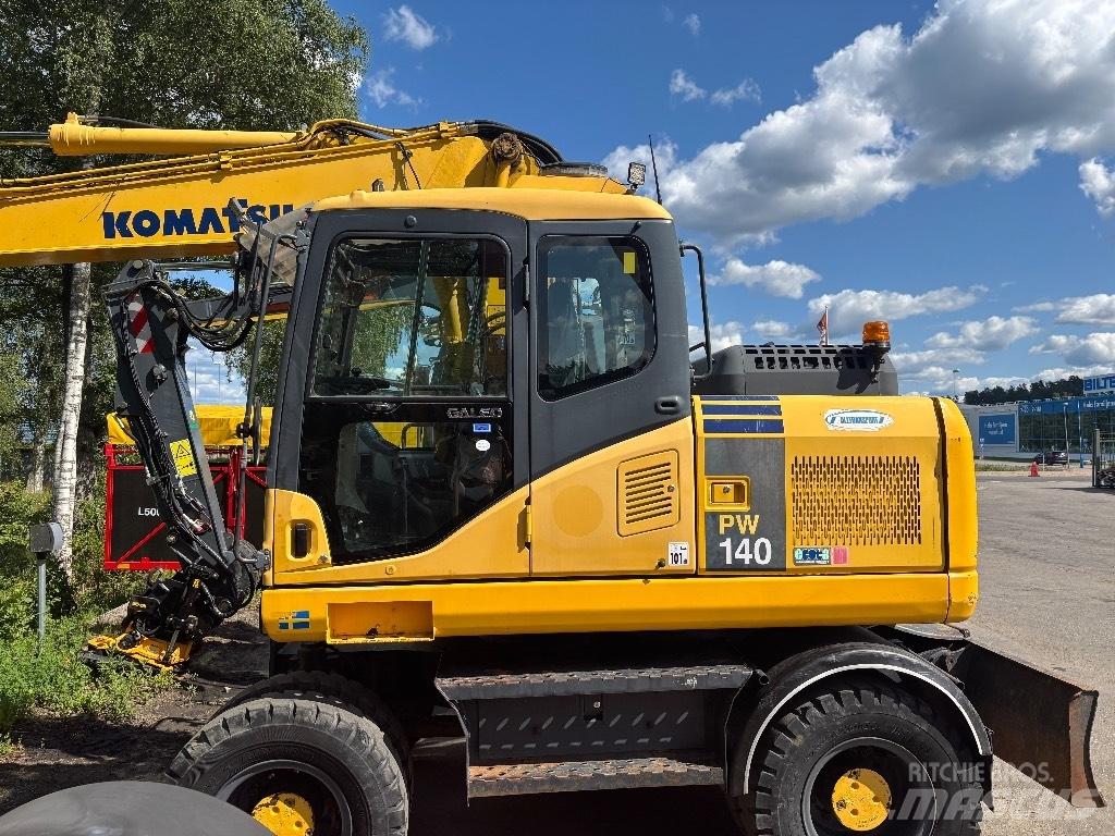 Komatsu PW 140-7 Wielgraafmachines
