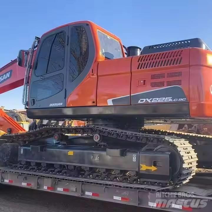 Doosan DX225LC-9C Rupsgraafmachines