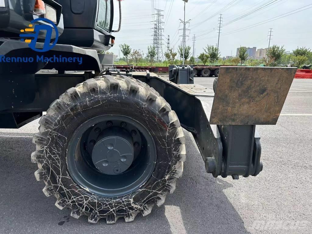 Hyundai 210W-9 Wielgraafmachines