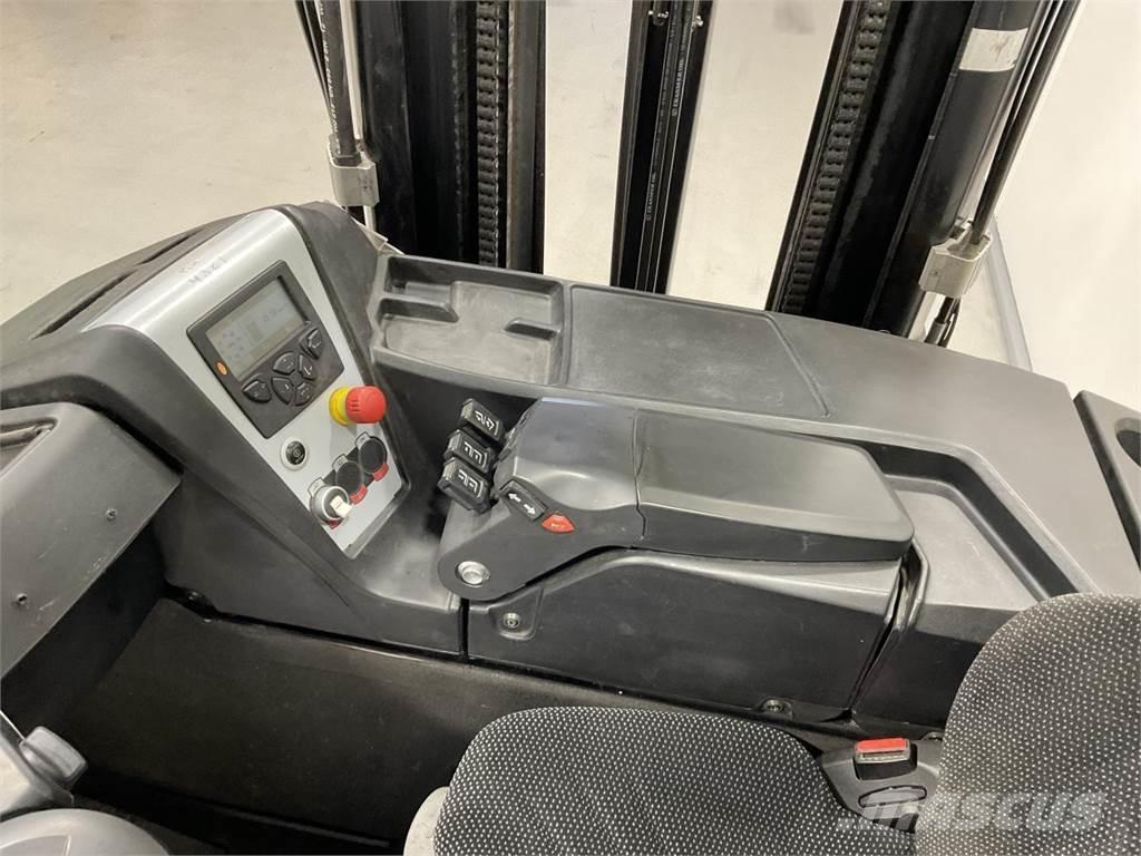 Mitsubishi RB16NH Reachtruck voor hoog niveau