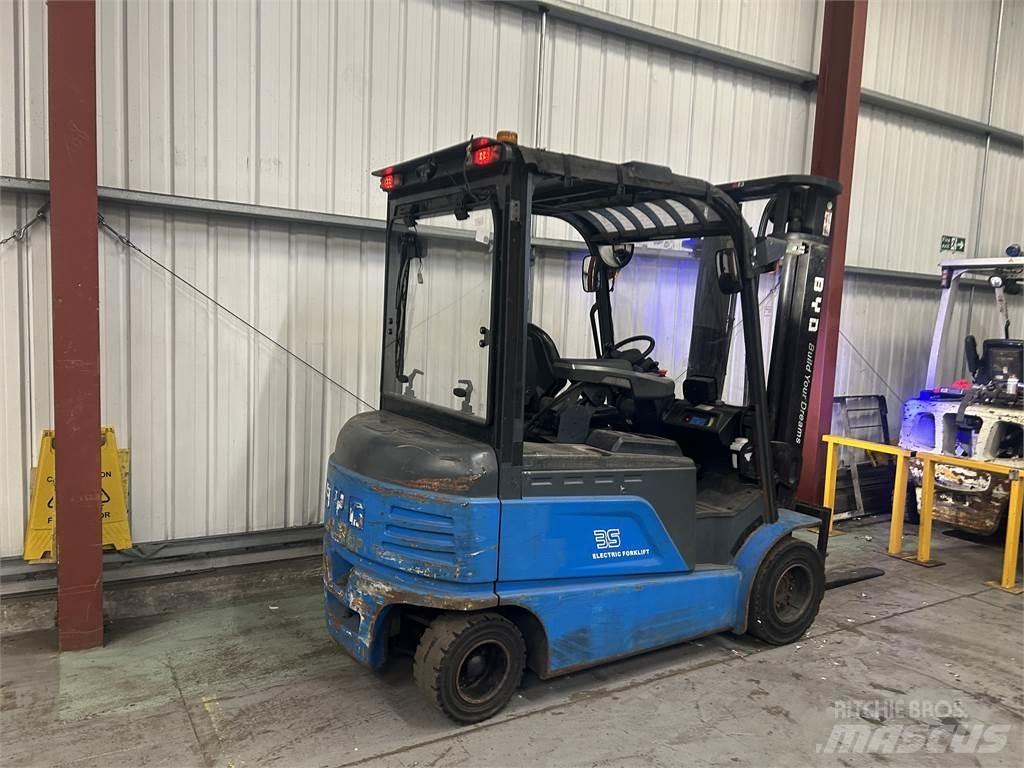  ECB35C Elektrische heftrucks