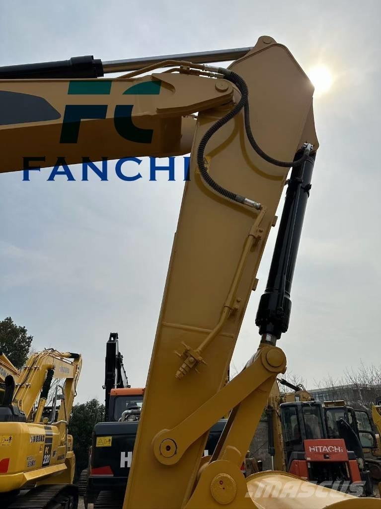 CAT 325 D Rupsgraafmachines