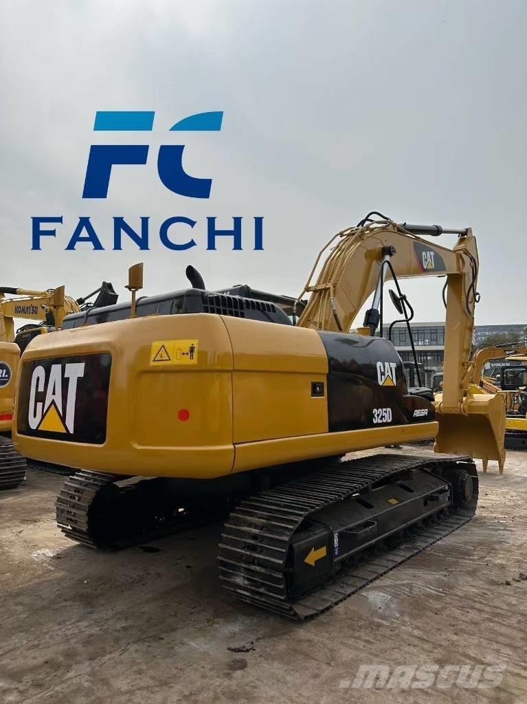 CAT 325 D Rupsgraafmachines
