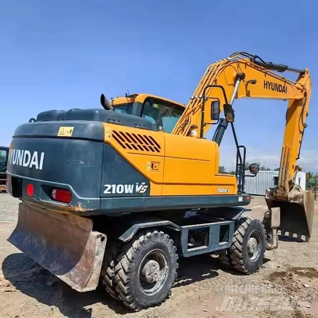 Hyundai 210WVS Wielgraafmachines