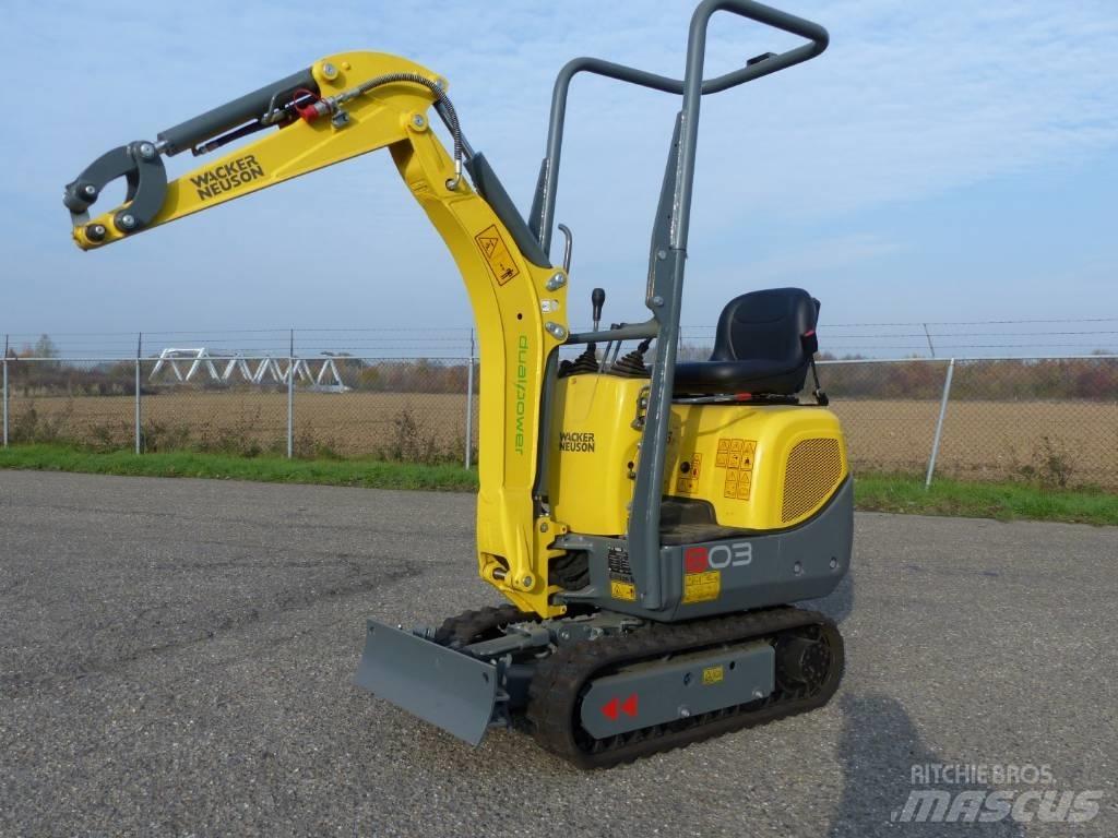 Wacker Neuson 803 Minigraafmachines < 7t