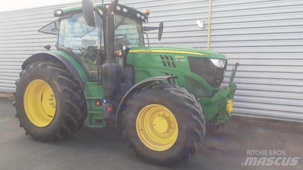 John Deere 6155R Tractoren