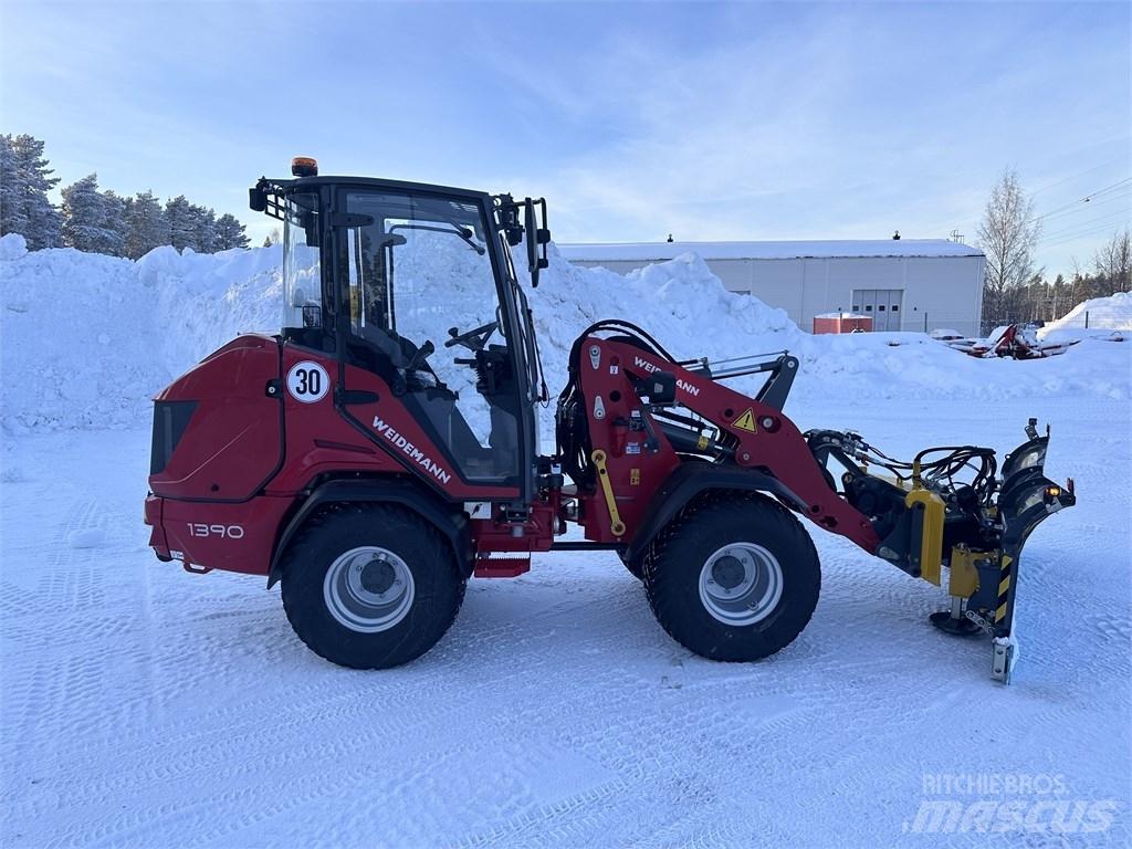 Weidemann 1390 Schrankladers