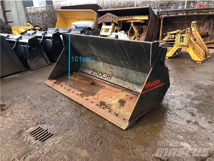 CAT 930H/K Bakken