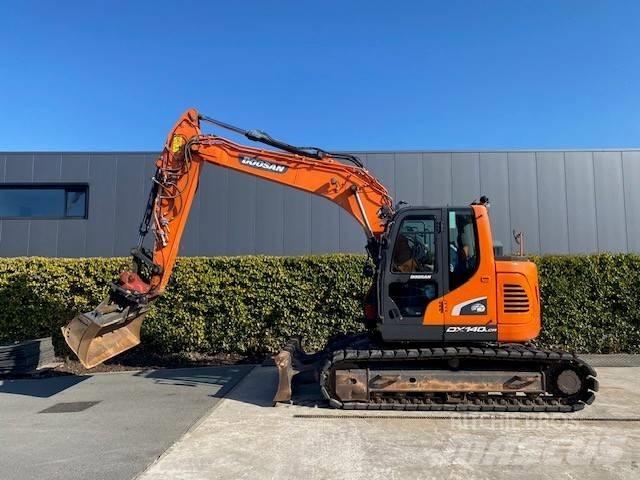 Hitachi 140W-5B Wielgraafmachines