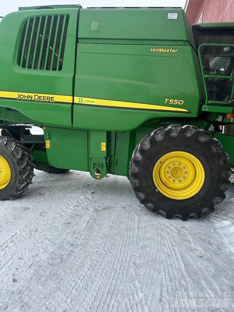 John Deere T550 Maaidorsmachines