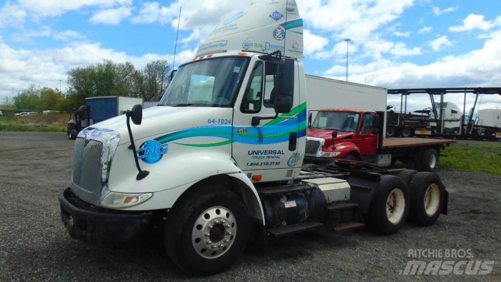 International 8600 Trekkers