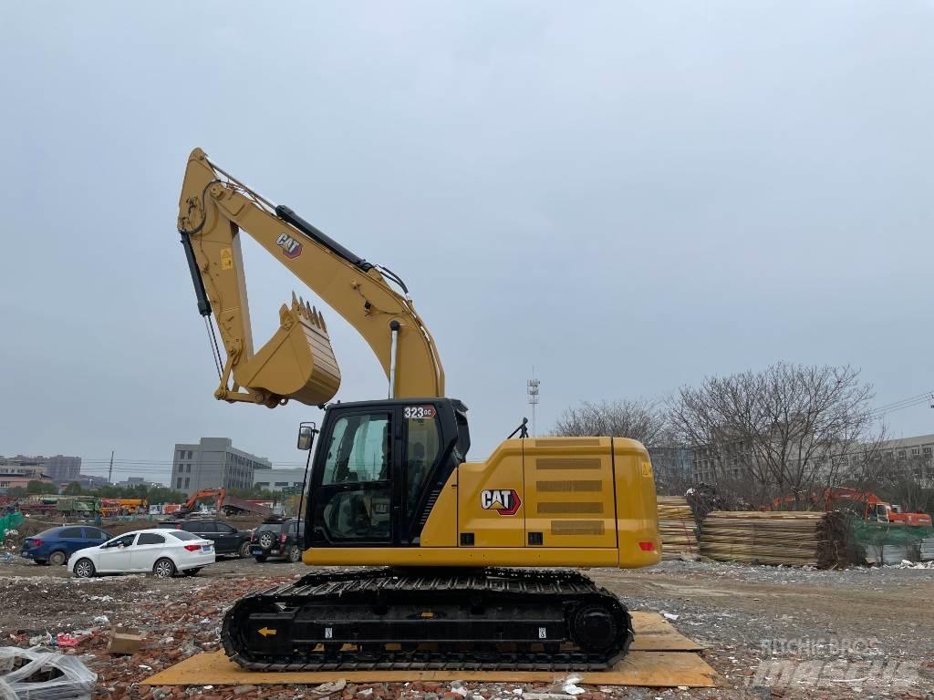 CAT 323GC Rupsgraafmachines