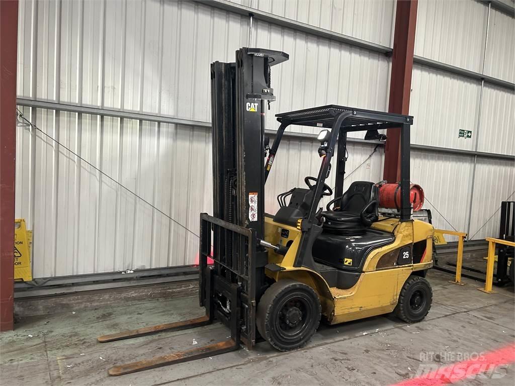 CAT GP25NT LPG heftrucks