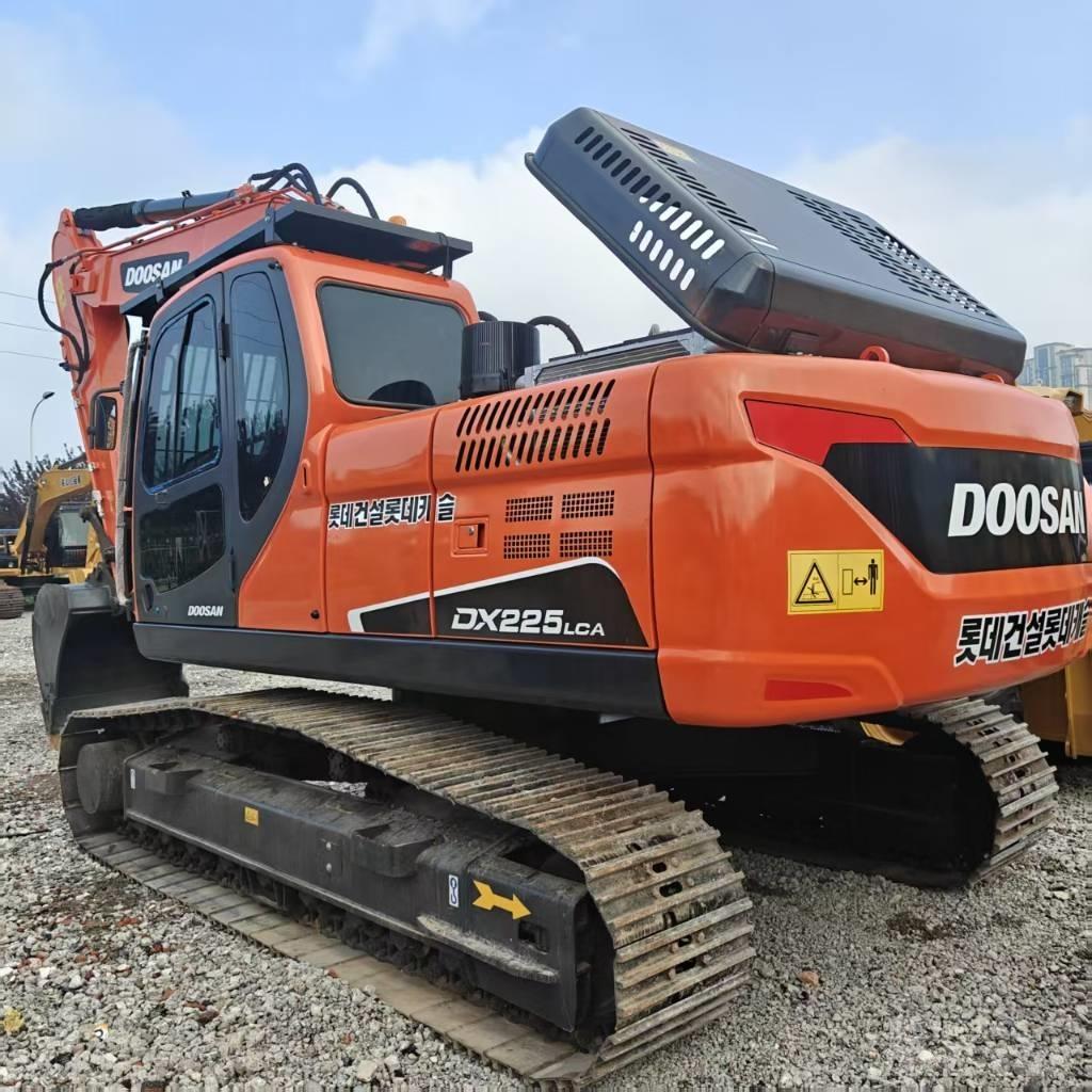 Doosan DX 225 LCA Rupsgraafmachines