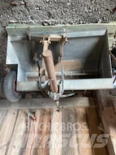 Fjärås 250/1100 Zand- en zoutstrooimachines