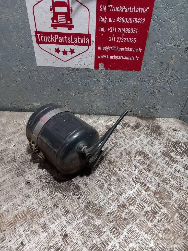 MAN TGX   81514016024 Remmen