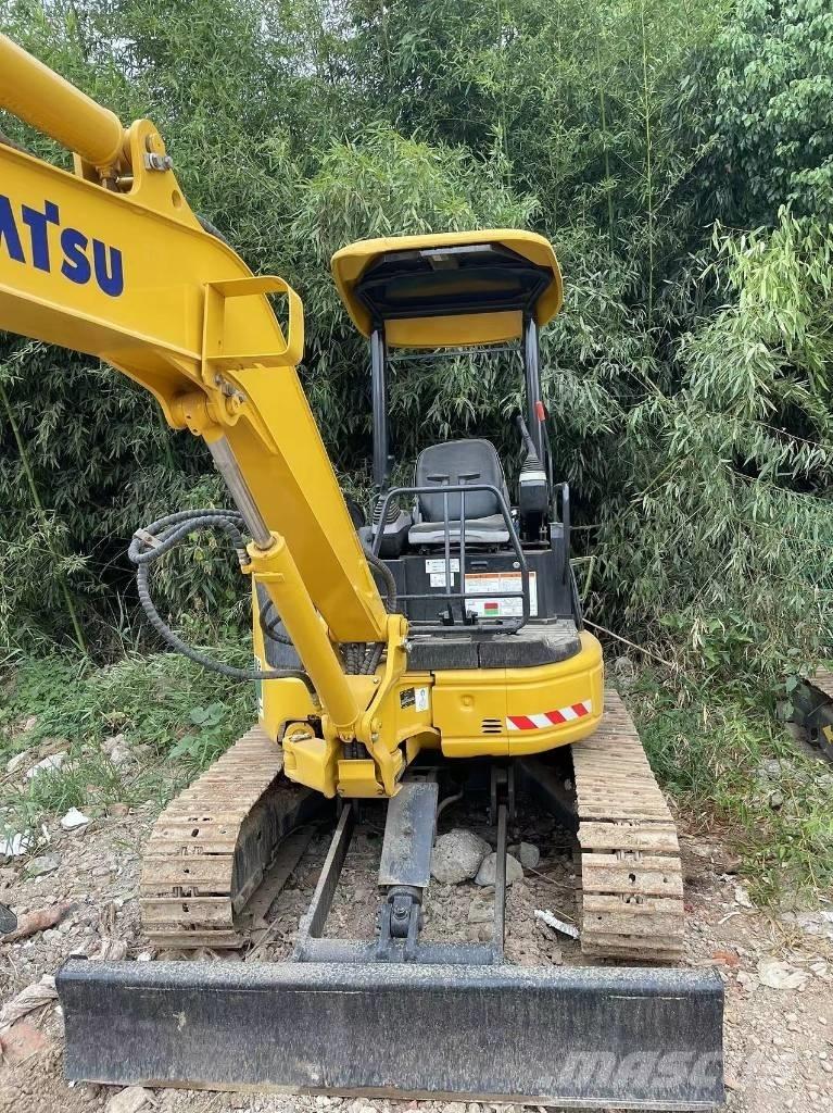 Komatsu PC35 Minigraafmachines < 7t