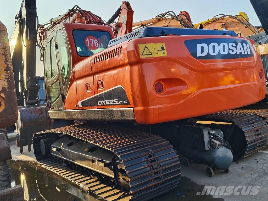 Doosan DX 225 LC-9C Rupsgraafmachines