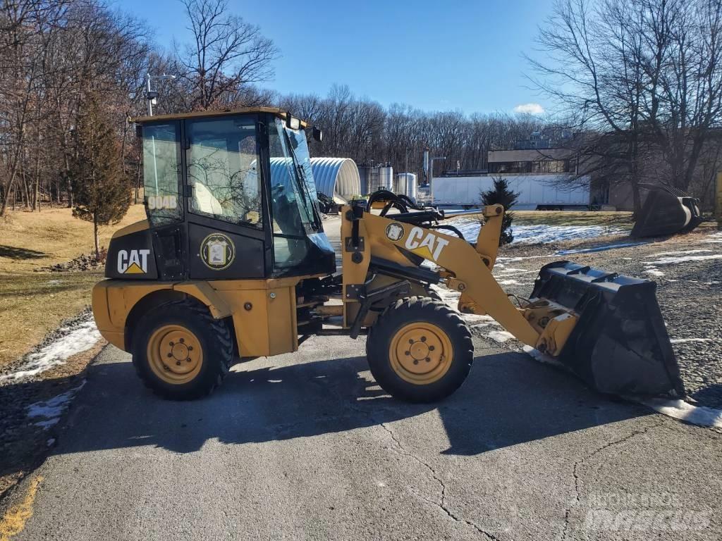 CAT 904 B Wielladers
