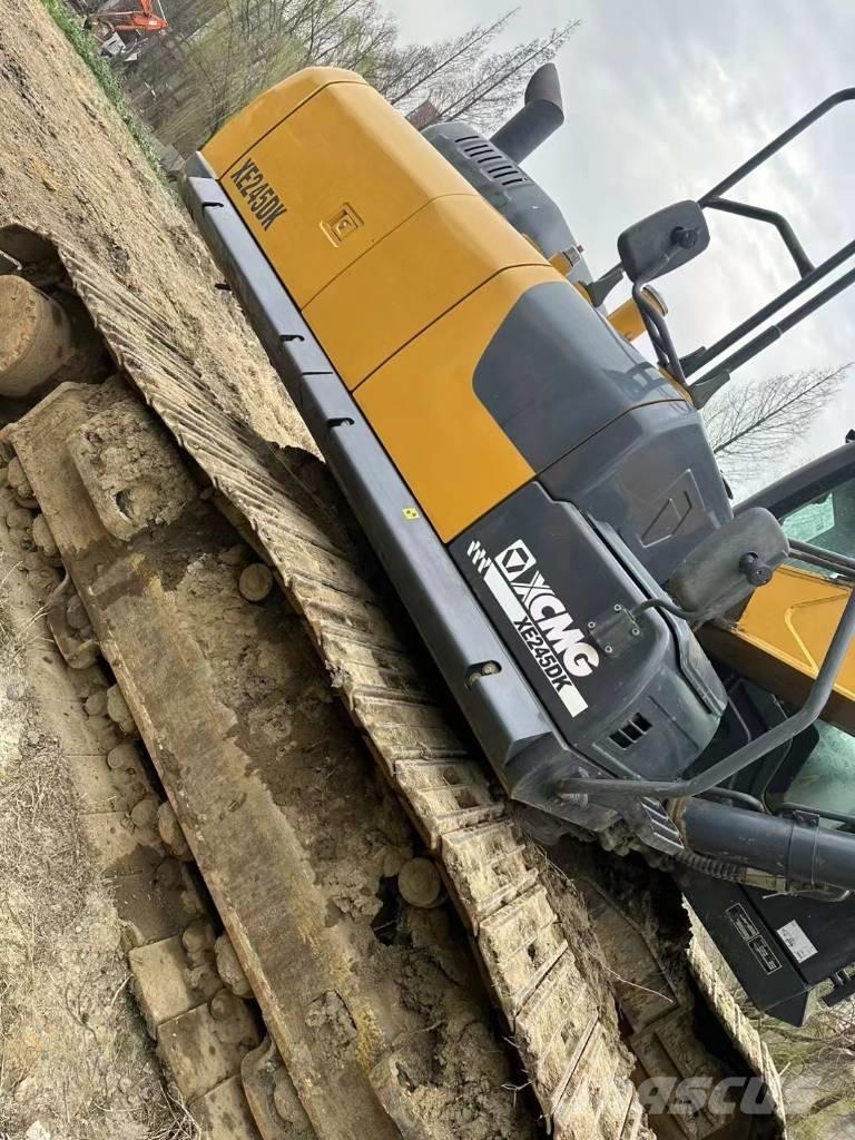XCMG XE 245 DK Rupsgraafmachines