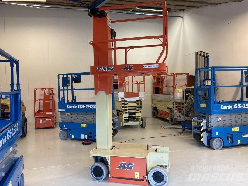 JLG 1230 ES Personenliften en invalideliften