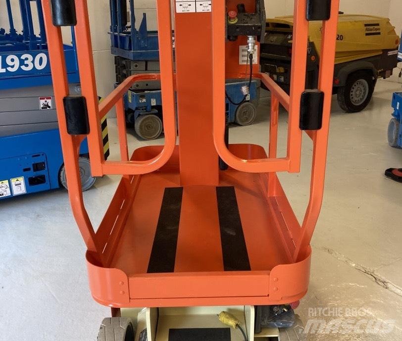 JLG 1230 ES Personenliften en invalideliften
