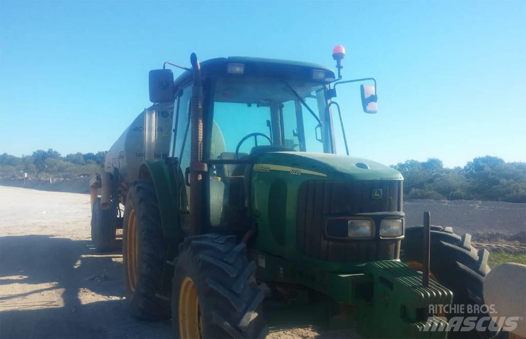 John Deere 6220 Tractoren