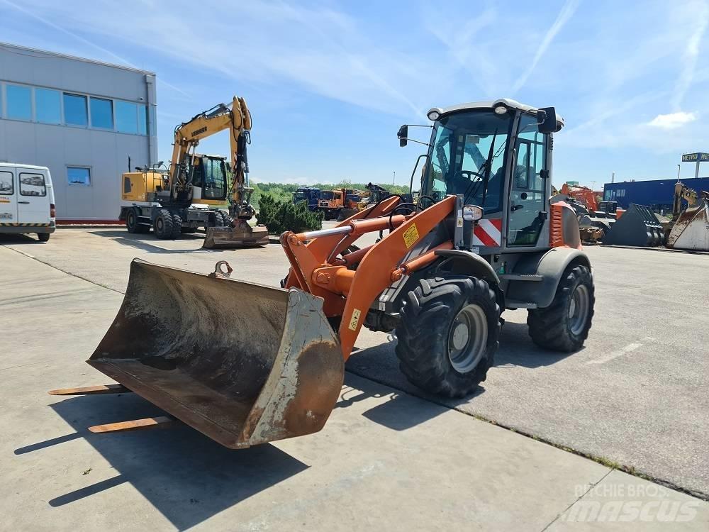 Atlas AR75e Wielladers