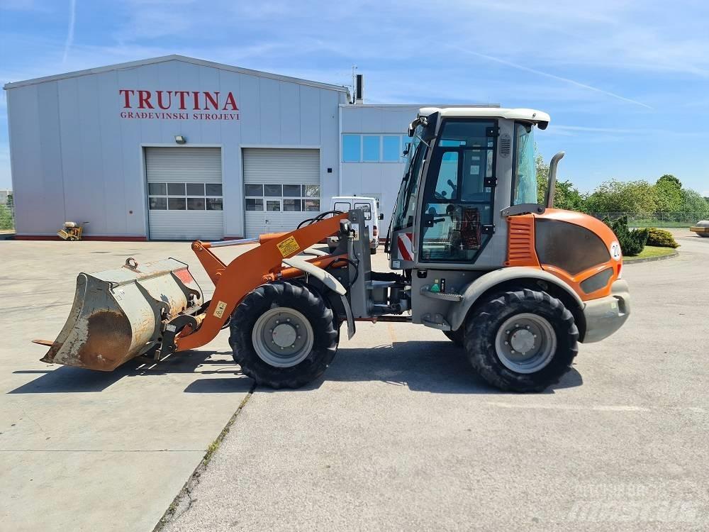Atlas AR75e Wielladers
